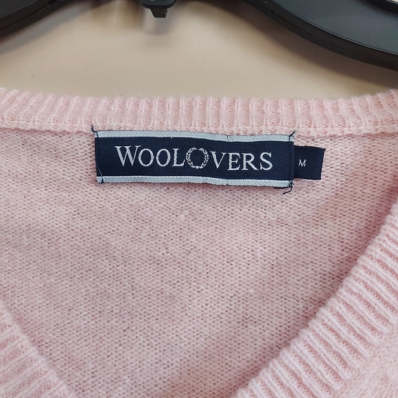 Woolovers Wool Pink Oversized V Neck Sweater Size medium - Picture 4 of 7